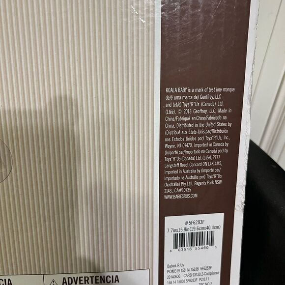 Koala Baby Wooden Nursery Giraffe Wall Decor Yellow. Dented Packaging - Picture 5 of 5